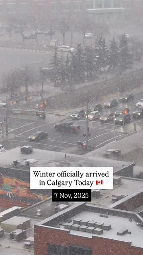 Snow officially hits Calgary today 🇨🇦 #calgary #alberta #travel #calgaryliving #calgaryisbeautiful #albertacanada #calgarylife #downtown #contentcreator #kandavlogs #snow #snowstorm #winter #winterinalberta #winterincanada #wintermood #winterwear #winterseason #calgarywinter #calgarydowntown | Mohit Kanda