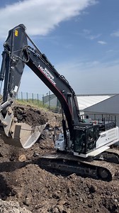 1M views · 18K reactions | Read the story on this 50 tonne class Hidromek in the latest issue of the magazine. Link at top of page | Awesome Earthmovers | Facebook