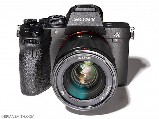 Sony a7R IV Sixty-One Megapixel Beast! Here's What's New...
