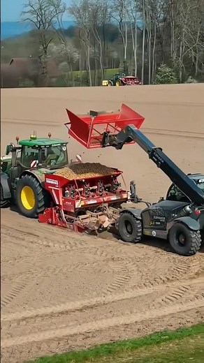High-Speed Potato Planting Machine in Action | Modern Farming Technology 2025
