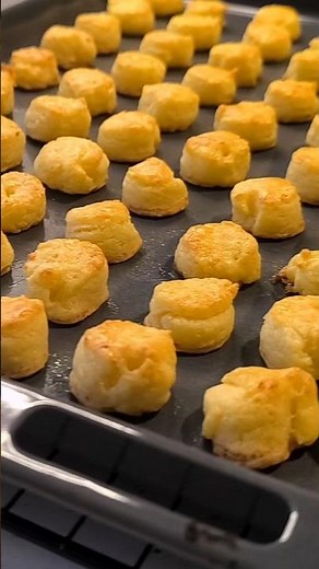 Villámgyors túrós pogácsa