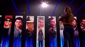 In which year did Tom Cruise celebrate his 30th birthday?