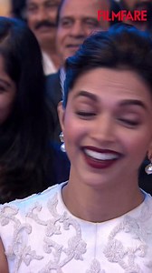 #FilmfareThrowbackSeries: #KaranJohar and #KapilSharma entertaining the audience thoroughly at the Filmfare Awards! 🤣💯 Stay tuned for more updates on the 68th #HyundaiFilmfareAwards2023 with #MaharashtraTourism. #throwback #Filmfare #filmfareawards #karanjohar #Kapilsharma #funny #funnyvideos #trending | Filmfare