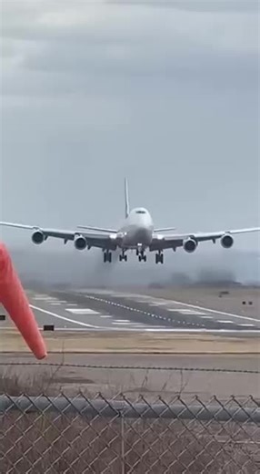 Incredible Pilot Mastery in Landing