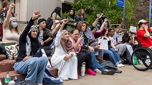 Students, faculty unite at Hofstra University pro-Palestinian rally