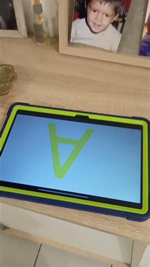 Yoopa logo skateboard #questcequejedevraischoisir