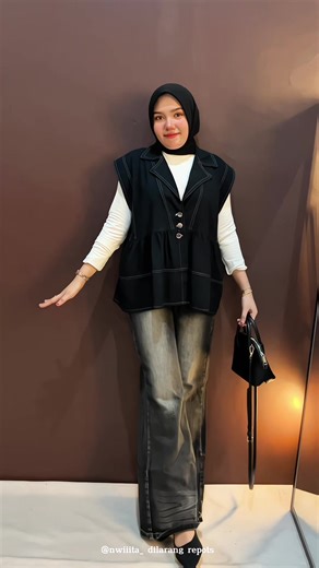 Denim Vest Outfit Inspiration for Women