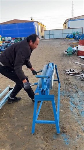 How to Roll Perforated Steel Sheets into CylindersSmall Scale Plate Rolling Machine: Test and Demo
