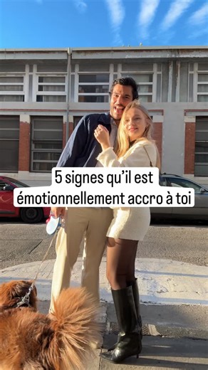 Sofi & Oli - L’Abri Love 💘 on Instagram: "1- Il se livre comme jamais Au début, il restait vague. Il parlait de ses journées, de ce qu’il mangeait… rien de plus. Et puis un soir, il t’a parlé de ses peurs. De ses erreurs passées. De ses rêves qu’il n’a jamais avoués à personne. Tu sais que là… ce n’est plus juste une discussion. C’est son cœur qu’il t’ouvre. 2- Il prend de tes nouvelles sans “raison” Pas de prétexte. Pas de plan derrière. Juste un « Comment va ta journée ? », « Je pensais à toi