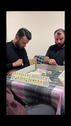 Erdal Kaya ve Okey Eğlencesi