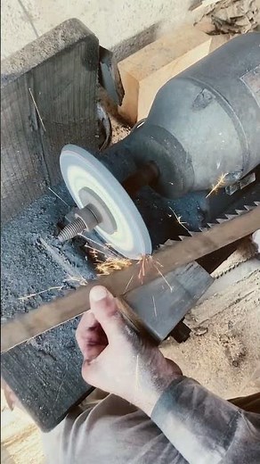How to sharpen a bandsaw blade? #woodworking #wheelsaw #woodcraft #wood #carvingtools #diy
