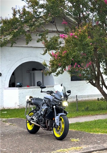 Exploring the Yamaha MT-10: A Biker's Dream