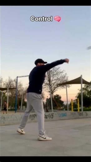 The Fun Way to Train 🥊💪 #boxingreflexball #boxingball #boxingskills #boxingequipment #boxingdrills