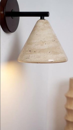 The Art of Minimal Light | Finley Wall Lamp