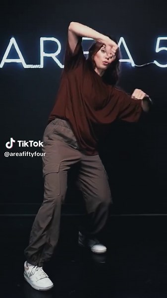 INTERMEDIATE HIP HOP COURSE 2.1.25 🚨 It’s time to level up. Our Intermediate Hip Hop Course is finally here, building off our beginner program but open to anyone ready to push their training. More musicality. More moves. More control. This is where you refine your skills and take your movement to the next level. 2/1/25—you in? #AREA54Online #A54IntermediateHipHopCourse #LevelUp