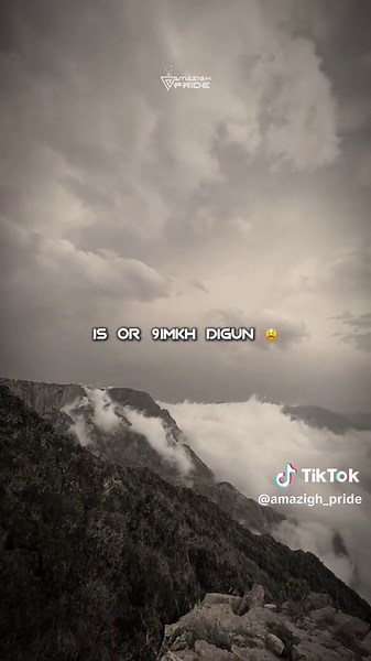 Traditional Amazigh Ahidous Dance Performance