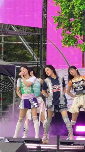 ILLIT at Weverse Con Festival 2026 #위버스 #위버스콘 #위버스콘페스티벌