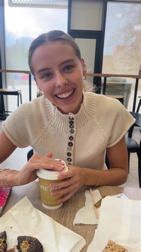 Library Snack Review: Flapjack and Billionaire Cookie Tasting