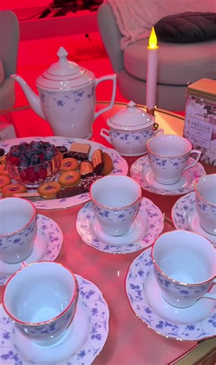 Dearest gentle reader, One must note that this particular gathering was decidedly mini in nature- no grand affair, no spectacle, merely a thoughtful indulgence for those already within our circle. A reformer class, followed by tea in the drawing room, accompanied by chocolate biscuits, fruit, and the most pleasant of conversations. No extra charge, simply members, a few curious day-pass guests, and a delightfully intimate afternoon. Should such moments continue… one suspects no complaints at all