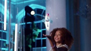 Hatchimals Pixies Crystal Flyers Starlight Idol TV Spot, 'Magic in Your Hands'