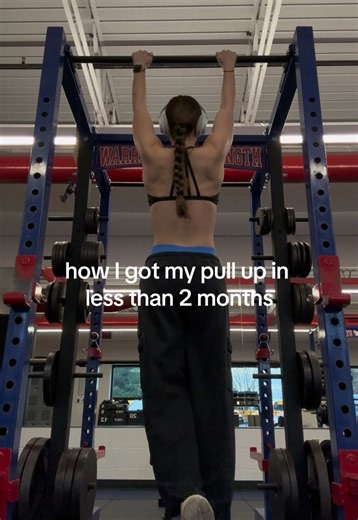 how to do a pull up! #gymtok #pullups #pulluptutorial #lifting #muscles