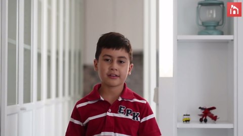 A Rotating Wall Allows This Apartment To Change Its Layout In Minutes