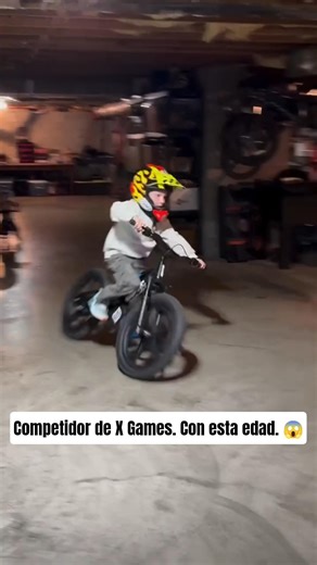 Lo Que Este Niño Hace en la Pista es IMPOSIBLE #beat
