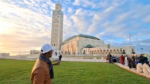 5 choses à savoir sur la grande Mosquée Hassan II de Casablanca : petit reportage touristique pour vous (une petite parenthèse ludique pour diluer le goumin footballistique de la nuit passée.😔) | Mathieu Soubeiga
