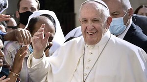 Pope Francis recovers from colon surgery