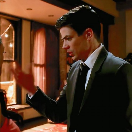 Iris brings Barry's powers back #theflash #barryallen #iriswest #westallen #shorts
