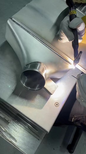 Unveiling My Latest Welding Creation - Plazmaman R33 Build