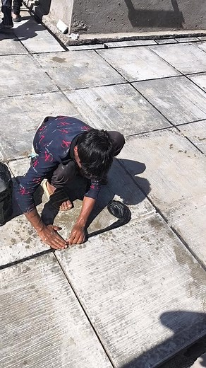 How to Properly Apply Adhesive on Concrete Surfaces