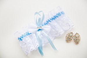 Bridal Wedding Garters Traditions Old And New: Everything You Want To Understand
