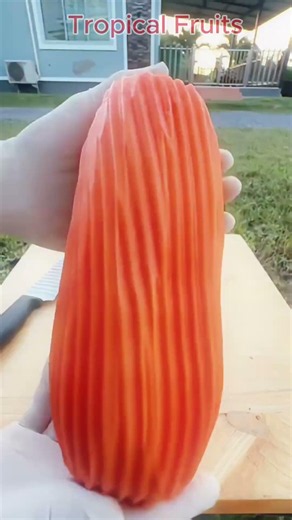 Why Papaya Is the Super Fruit Everyone Should Eat! #tropicalfruits #viralvideo #short