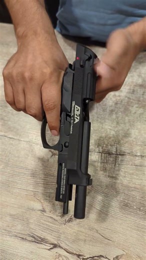 Umarex Beretta Elite IA Airsoft BB Pistol #airsoft #trending #umarexairguns #beretta #shortsviral