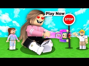 I decided to RUN from the Titans in Roblox Ragdoll Testing