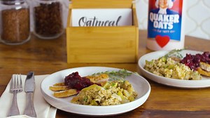 A good stuffing starts with oats! Bring your best to Thanksgiving. Quaker’s Oatmeal Stuffing is the perfect holiday side dish! Ingredients: 2 onions, diced 2 ½ stalks of celery, diced 2 ½ cups turkey broth ¼ cup butter 2 ½ cups Quaker® Oats 1 tsp Sage 1 tsp Thyme 1 tsp Garlic powder 1 tsp Salt 1 tsp Pepper Water, to moisten Preparation: Melt butter in large frying pan & sauté onion & celery until soft. Add oats & seasonings, then stir. Moisten with water, until clumpy. Gently pack stuffing into 