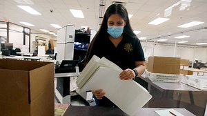 Arizona early ballots in 2020 election are being counted. Here's what that process looks like.