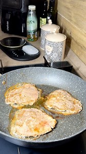 971K views · 12K reactions | Fettine di carne tenerissime in padella Ingredienti per 4 persone 8 fettine di girello di bovino 1 ciuffo di prezzemolo 4-5 cucchiai di olio evo 1 spicchio d’aglio Sale q.b. | Carlo Gaiano | Facebook