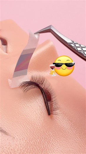 How To Isolate Lashes During Lash Extension Application