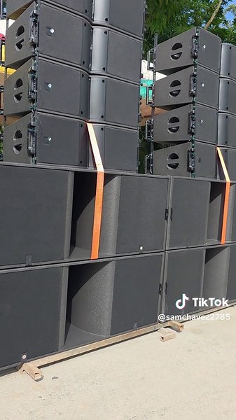 ¡Tu solo disfruta, nosotros nos encargamos de TODO! 💼🎊 #Dproducer #EventosInolvidables #WeddingPlanner #Fiestas #Bodas2025