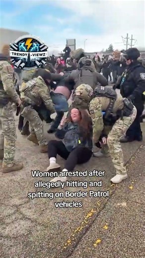 Women arrested after allegedly hitting anspitting on #BorderPatrol vehicles #Minnesota #iceprotests
