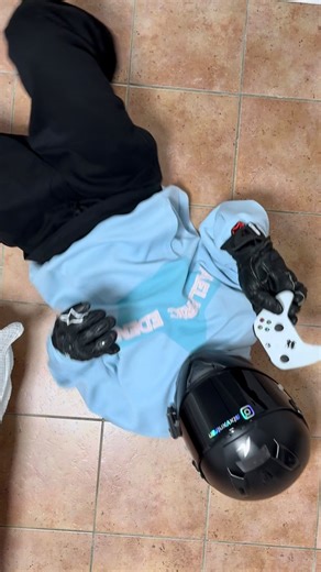 Steven Tran on Instagram: "Particule 🎶🔥 #dance #biker"