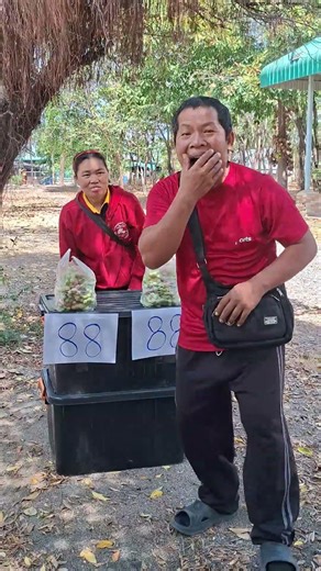 เขียนทำไมแม่ค้างงเลยฮ่าๆๆ😂😂 #funny #comedy #hahaha #fyp