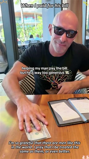 A qualified gentlemen will never let a woman pay#gentleman #marriedlife #love #man#usa🇺🇸