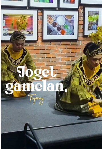 Traditional Malay Gamelan Performance of 'Topeng'