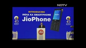 48 reactions · 14 shares | Reliance Jio launched its first phone, aptly named Jio phone. It is said to be 4G LTE ready and houses almost 100 features, all for a price of Rs. 1500. The significant technological advantage that Reliance Jio has by using 4G spectrum, while its competitors are still using a mix of spectrums, including GSM, Jio looks ready to shake up the industry yet again. #Reliance #Jio #MarkUp | MarkUp | Facebook