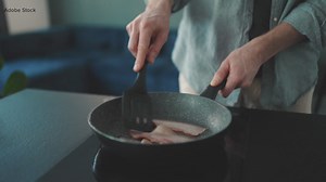 How to stay safe from lead exposure in cookware