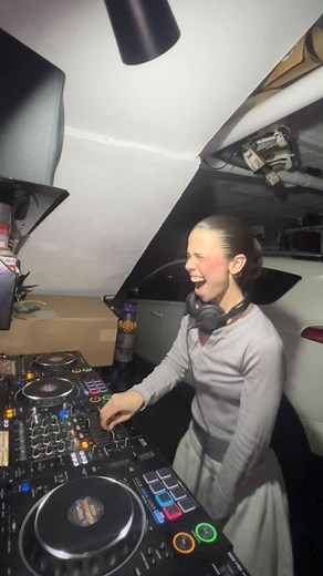 Bounce to the Beat with DJing Fun