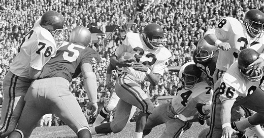 USC remains silent on O.J. Simpson's death, underscoring complicated connections to football star